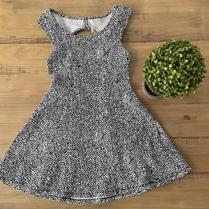 (USED) Free People Embroidered Skater Dress (M)